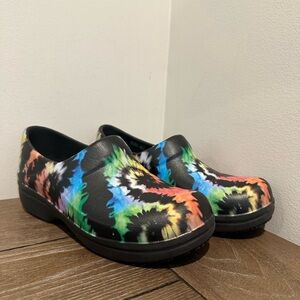 Crocs Neria Pro II Graphic Clog Women's US Women's Size 6 nursing shoes